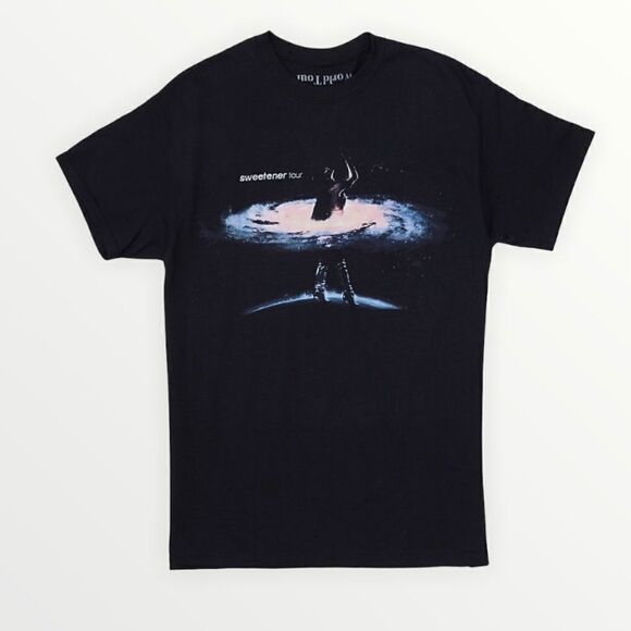 Ariana Grande Universe Sweetener Tour T-Shirt - Picture 1 of 7
